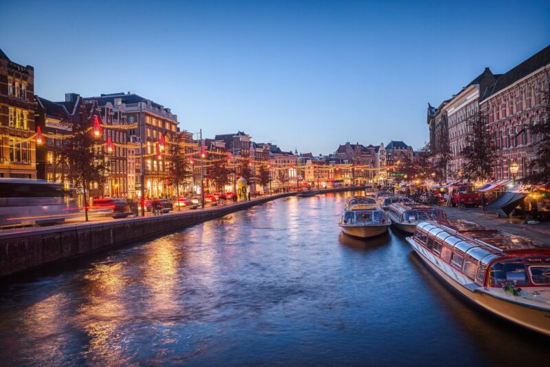DMC Amsterdam services